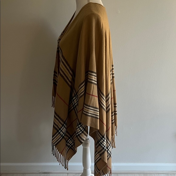 Elegant Tan Plaid Wrap - Picture 2 of 5